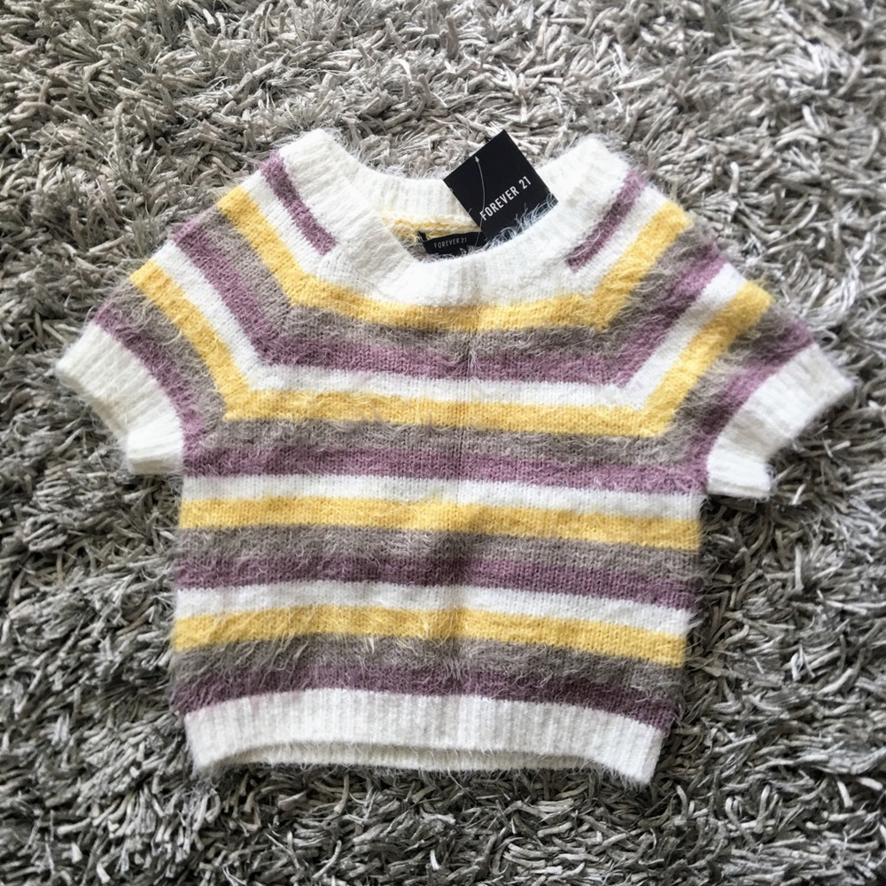 NWT forever 21 fuzzy knit top